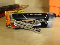(R9) LOT OF HUSKY TOOL SETS; 2 PIECE LOT TO INCLUDE A 6 PIECE FOLDING NUT DRIVER SET AND AN 11 PIECE