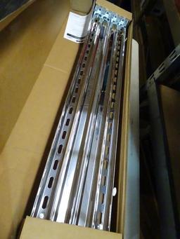 PAIR OF LITHONIA LIGHTING 4-LIGHT HIGH BAY LIGHTS; 2 PIECE LOT OF 4 FT, 4 LAMP, T5 HIGH OUTPUT,