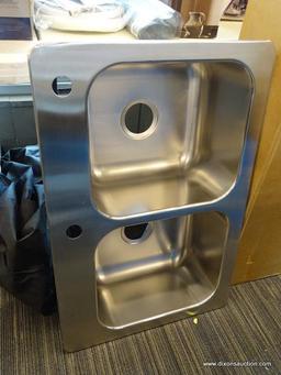 (WINDOW) ELKAY DOUBLE BOWL SINK; 33-IN X 22-IN X 9-IN STAINLESS STEEL DOUBLE EQUAL BOWL DROP-IN OR