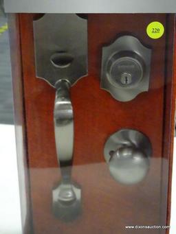 (R6) GATEHOUSE LEXINGTON SATIN NICKEL KEYED ENTRY DOOR HANDLESET; ITEM #0399137, MODEL #HY7X2F1B.