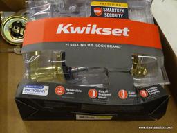 (R5) KWIKSET LIDO POLISHED BRASS SMARTKEY SINGLE-CYLINDER DEADBOLT UNIVERSAL KEYED ENTRY DOOR HANDLE
