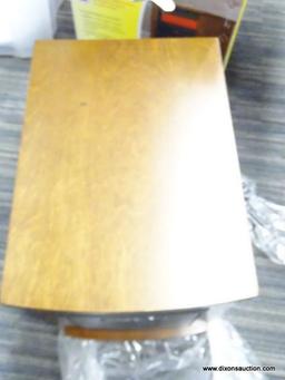 (R5) DURAFLAME HEATER; 1500-WATT INFRARED QUARTZ CABINET ELECTRIC SPACE HEATER. 5,200 BTU HEATER