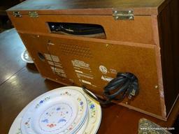 (R3) TEAC GF-330 COMPACT HI-FI STEREO SYSTEM; TEAC CD PLAYER, FM/AM RADIO, CASSETTE TAPE DECK,