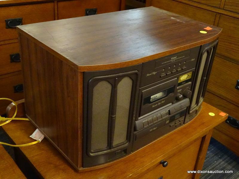 (R3) TEAC GF-330 COMPACT HI-FI STEREO SYSTEM; TEAC CD PLAYER, FM/AM RADIO, CASSETTE TAPE DECK,