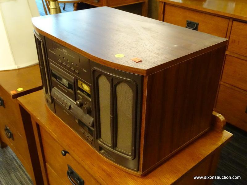 (R3) TEAC GF-330 COMPACT HI-FI STEREO SYSTEM; TEAC CD PLAYER, FM/AM RADIO, CASSETTE TAPE DECK,
