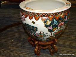 (R1) ORIENTAL FISH BOWL; HAND PAINTED, ORIENTAL FISH BOWL WITH A TEXTURED PHEASANT SCENE THAT HAS