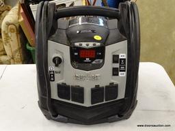 (TABLE) SCHUMACHER INSTANT POWER BATTERY CHARGER