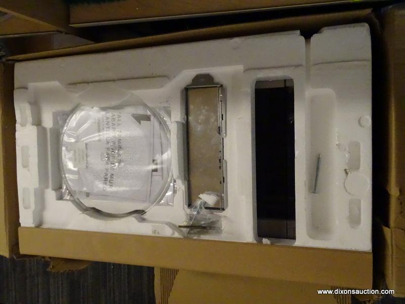 (TABLE) MICROWAVE HOOD COMBINATION