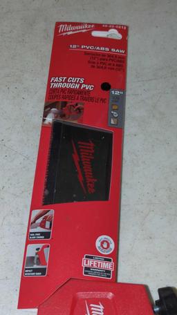 LOT OF TWO MILWAUKEE TOOL ITEMS TO INCLUDE A 12-IN PVC/ ABS SAW PACKAGE, AND A MILWAUKEE 18 INCH