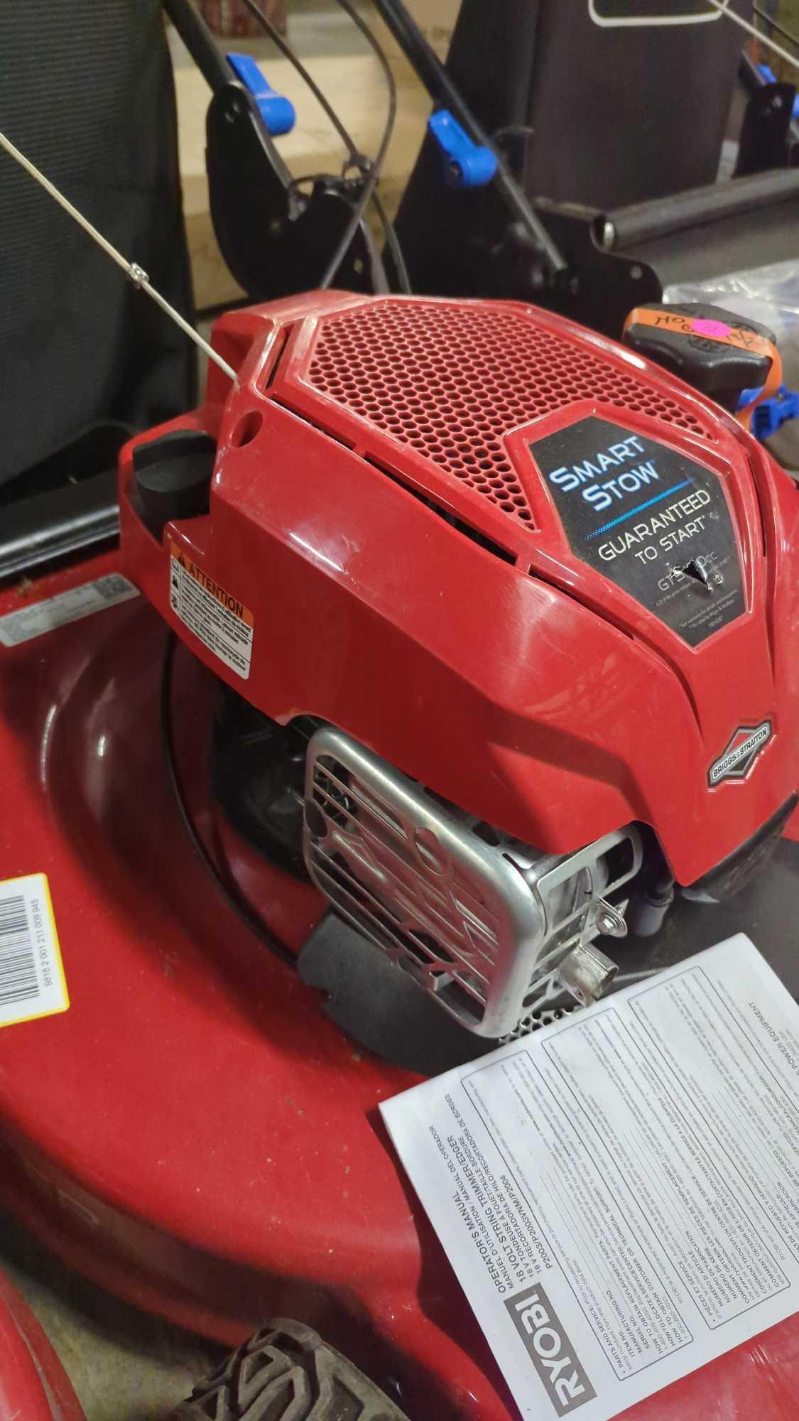 TORO BRIGGS AND STRATTON SMART STOW GUARANTEED TO START 150CC SELF PROPELLED GAS WALK BEHIND LAWN