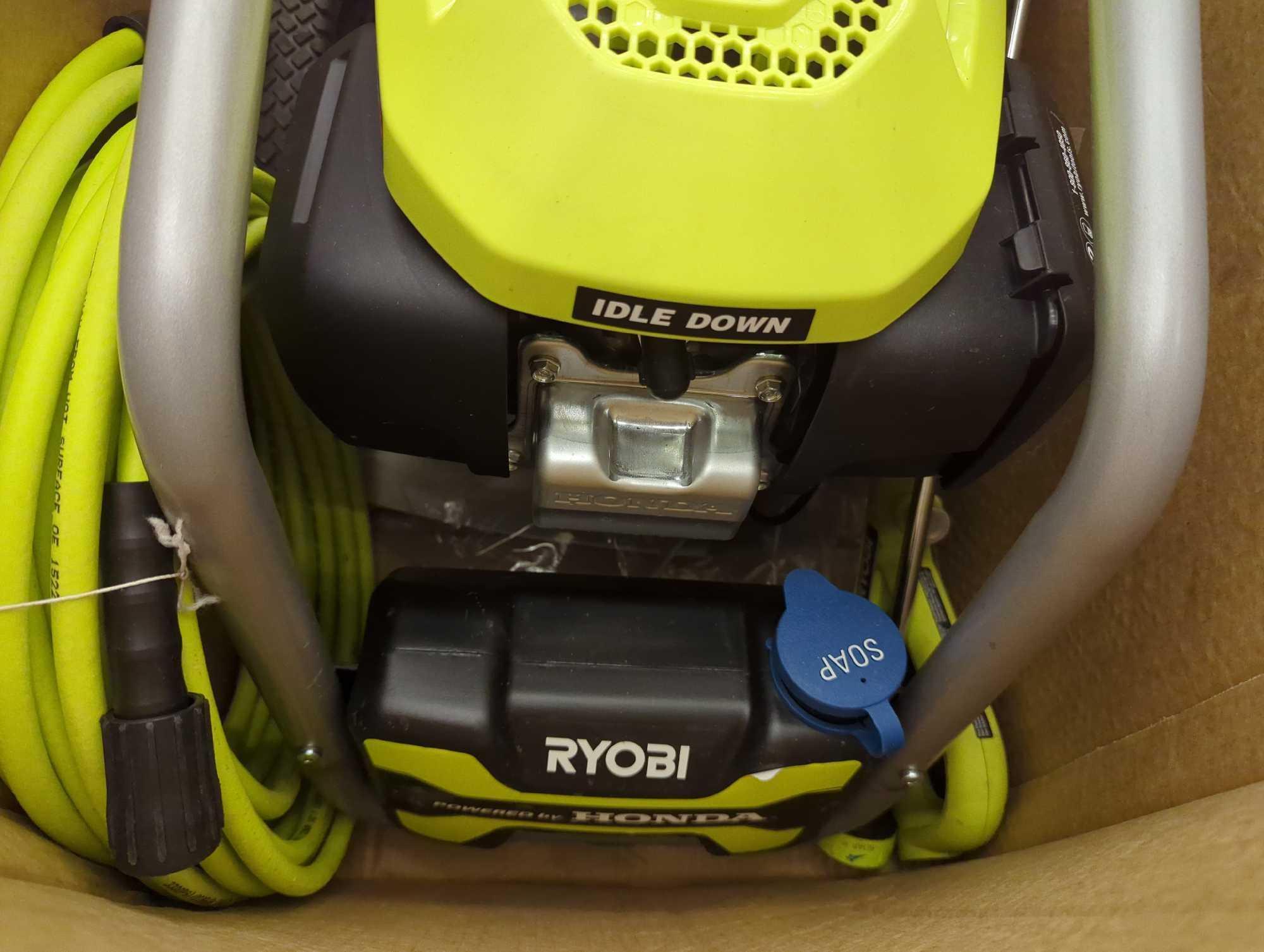 RYOBI 3300 PSI 2.5 GPM Cold Water Gas Pressure Washer with Honda GCV200 Engine. Comes in opened box.