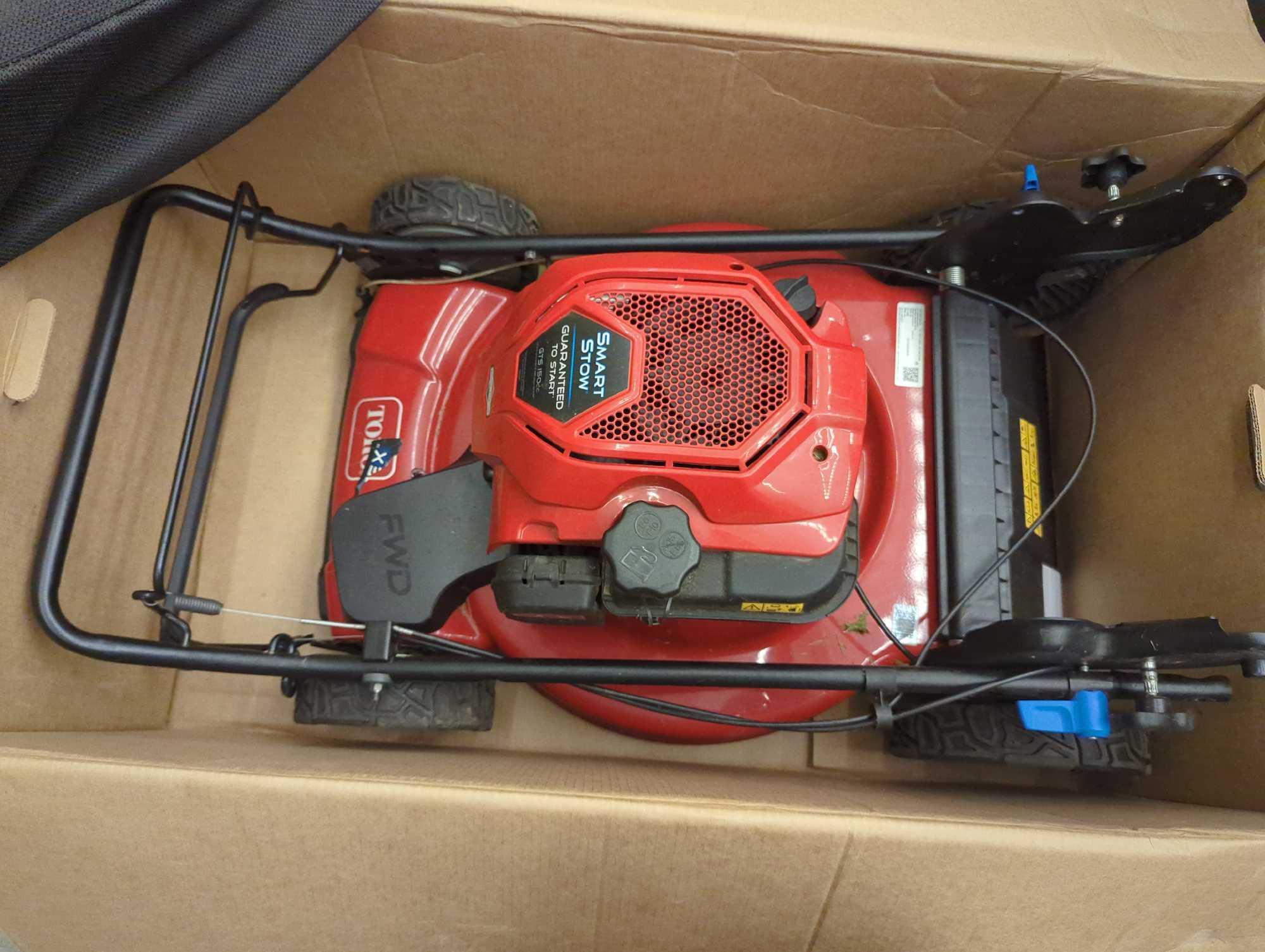 Toro Recycler 22 in. Briggs & Stratton SmartStow Personal Pace High-Wheel Drive Gas Walk Behind Self