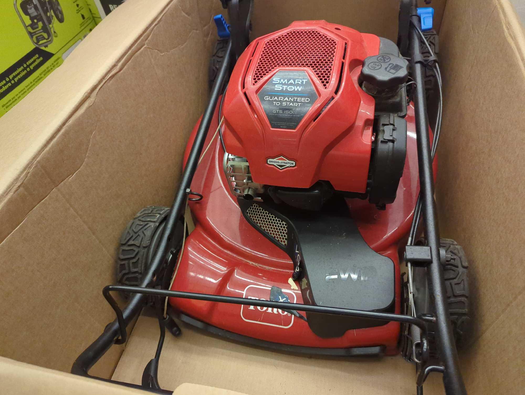 Toro Recycler 22 in. Briggs & Stratton SmartStow Personal Pace High-Wheel Drive Gas Walk Behind Self