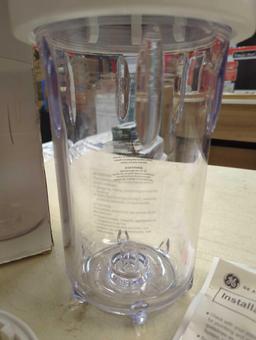 GE Whole House Water Filtration System. Comes in opened box as is shown in photos. Appears to be