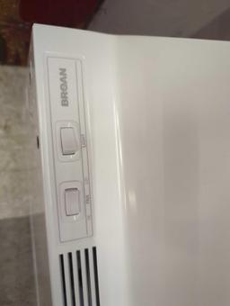 Broan-NuTone BUEZ1 24 in. Ductless Under Cabinet Range Hood with light and Easy Install System in