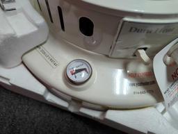 DuraHeat Portable Convection Kerosene Heater Provides 23,800 Btu's of Warmth. Comes in open box as