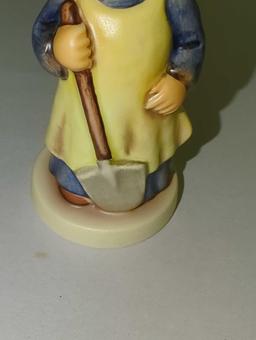 Goebel Hummel ?Garden Treasures? #727, Appears to be in Good Condition Measure Approximately 3.5