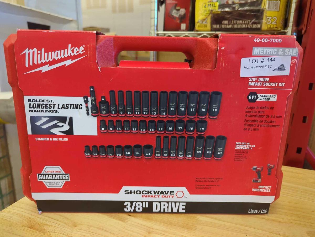 Milwaukee SHOCKWAVE 3/8 in. Drive SAE and Metric 6 Point Impact Socket Set (43-Piece), Appears to be