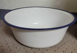 Vintage Bowl $3 STS