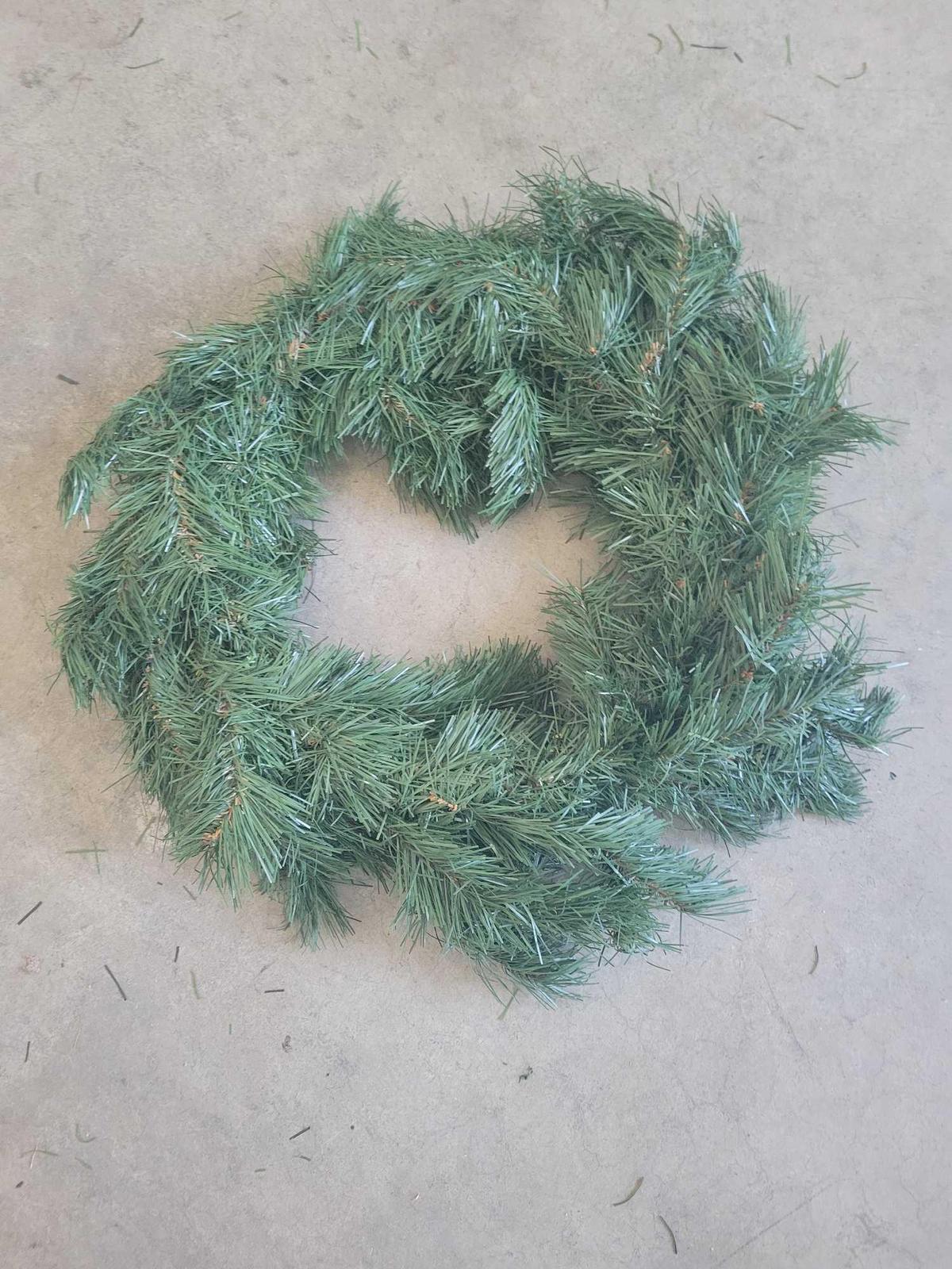 Wreath $1 STS