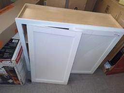 Hampton Bay (Damaged) Avondale Assembled Plywood Shaker Wall Kitchen Cabinet in Alpine White,