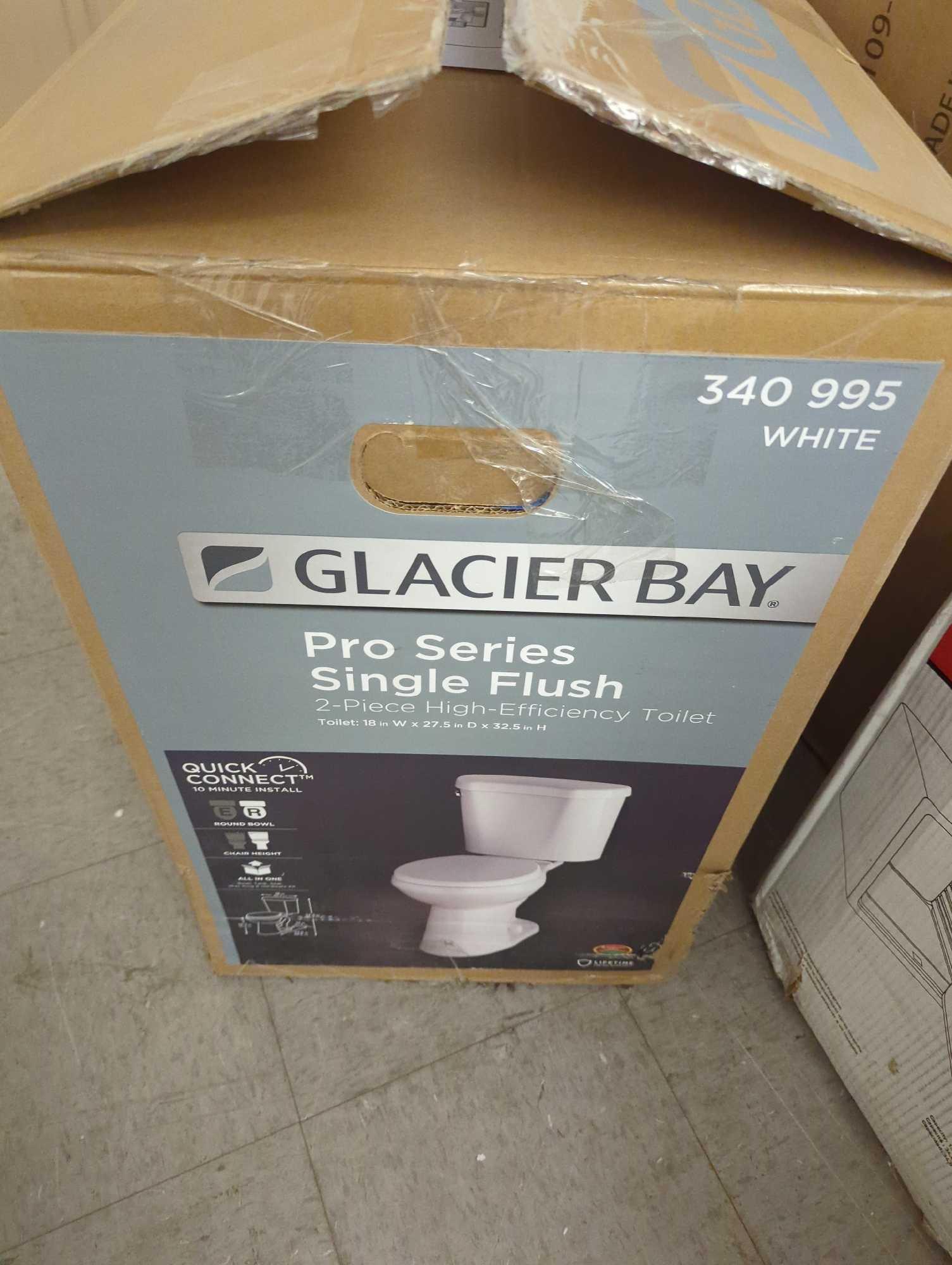 Glacier Bay 2-piece 1.28 GPF High Efficiency Single Flush Round Toilet in White, Seat Included,