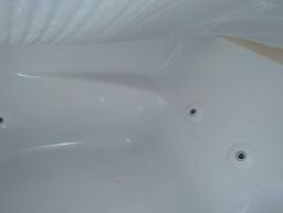 American Standard EverClean 60 in. x 32.8 in. Rectangular Whirlpool Bathtub with Reversible Drain in
