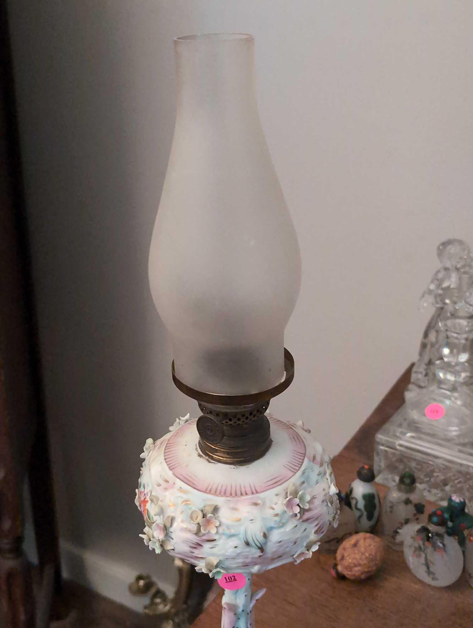 (LR) ANTIQUE PLUMB & ATWOOD (DR)ESDEN STYLE FLORAL DETAILED OIL LAMP WITH CHIMNEY. MEASURES