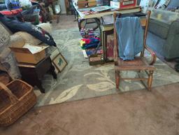 (FD) LOT OF 2 RUGS, 1 MEASURES APPROXIMATELY 55"L 39"W, AND THE OTHER 118"X96"