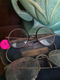 (LR) SET OF 2 ANTIQUE GLASSES, WITH 1 CARRY CASE