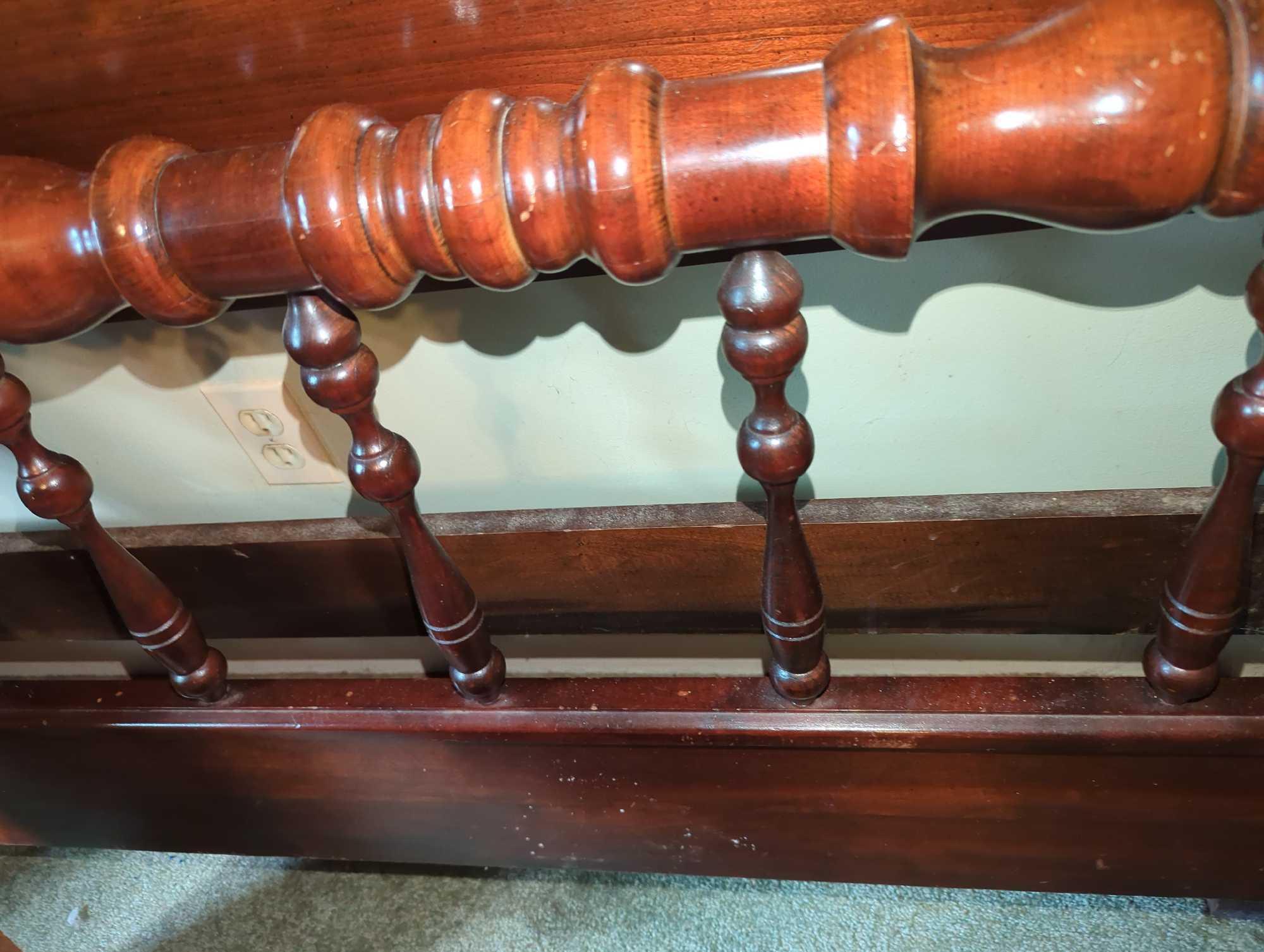 (BR3) CHERRY BED FRAME (QUEEN) INCLUDES HEADBOARD, FOOT BOARD, 2 SIDE RAILS, AND 8 WOODEN SLATS,