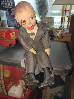 (LR) LOT OF 2 ITEMS TO INCLUDE, CHARLIE MCCARTHY ...SO HELP ME, MR. BERGEN BOOK, AND CHARLIE