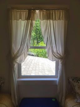 Curtain Set $3 STS
