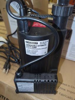 Everbilt 1/3 HP Automatic Utility Pump, Retail Price $156, Appears to be Used, What You See in the