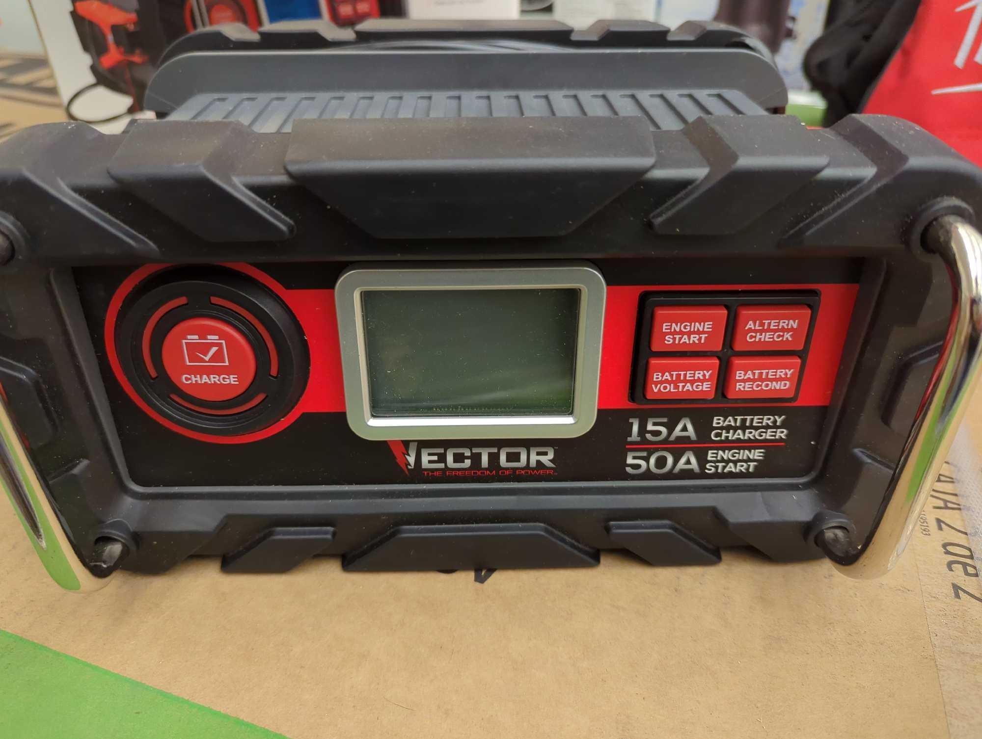 VECTOR 15 Amp Automatic 12V Battery Charger with 50 Amp Engine Start and Alternator Check, Appears