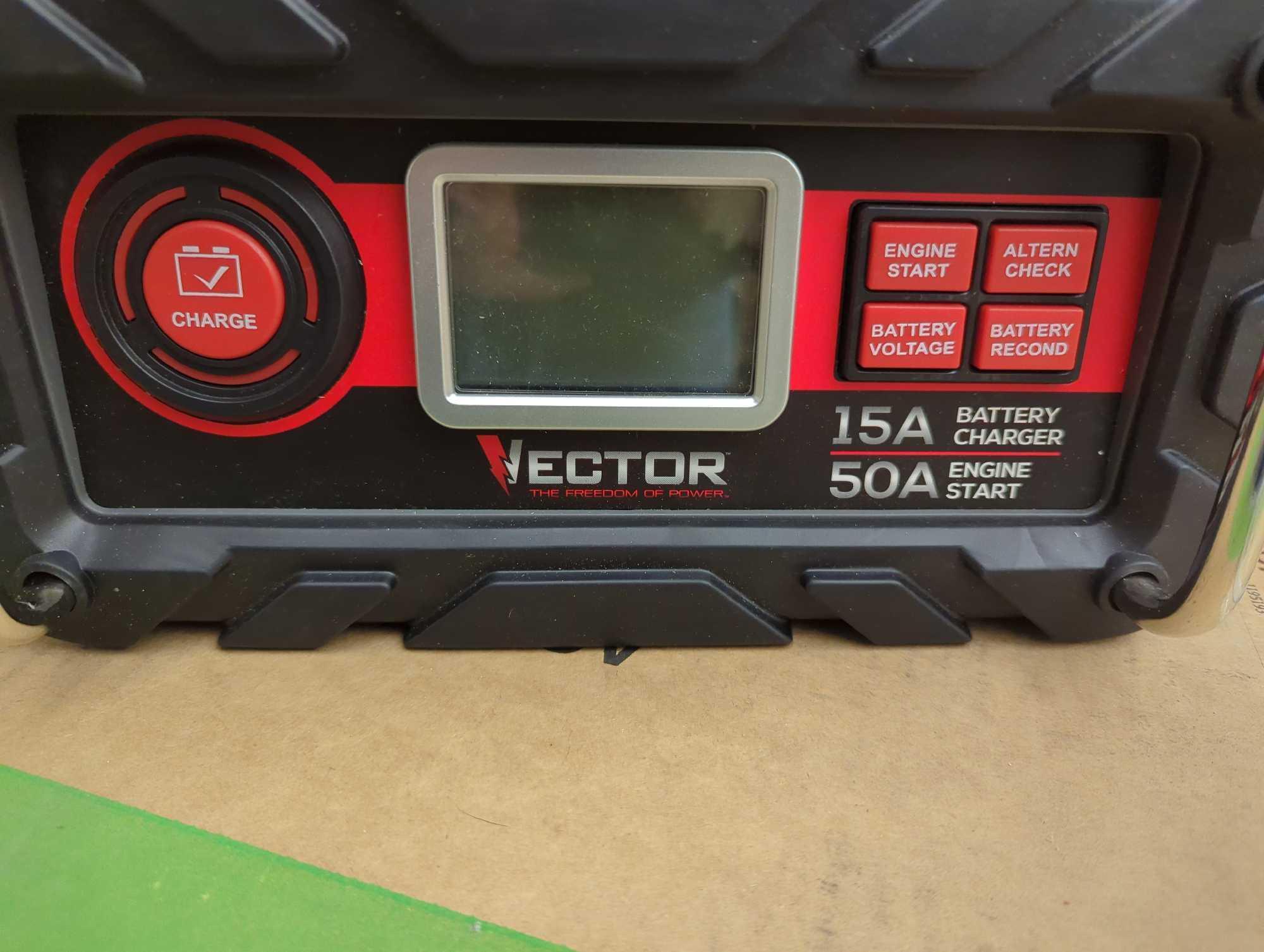 VECTOR 15 Amp Automatic 12V Battery Charger with 50 Amp Engine Start and Alternator Check, Appears