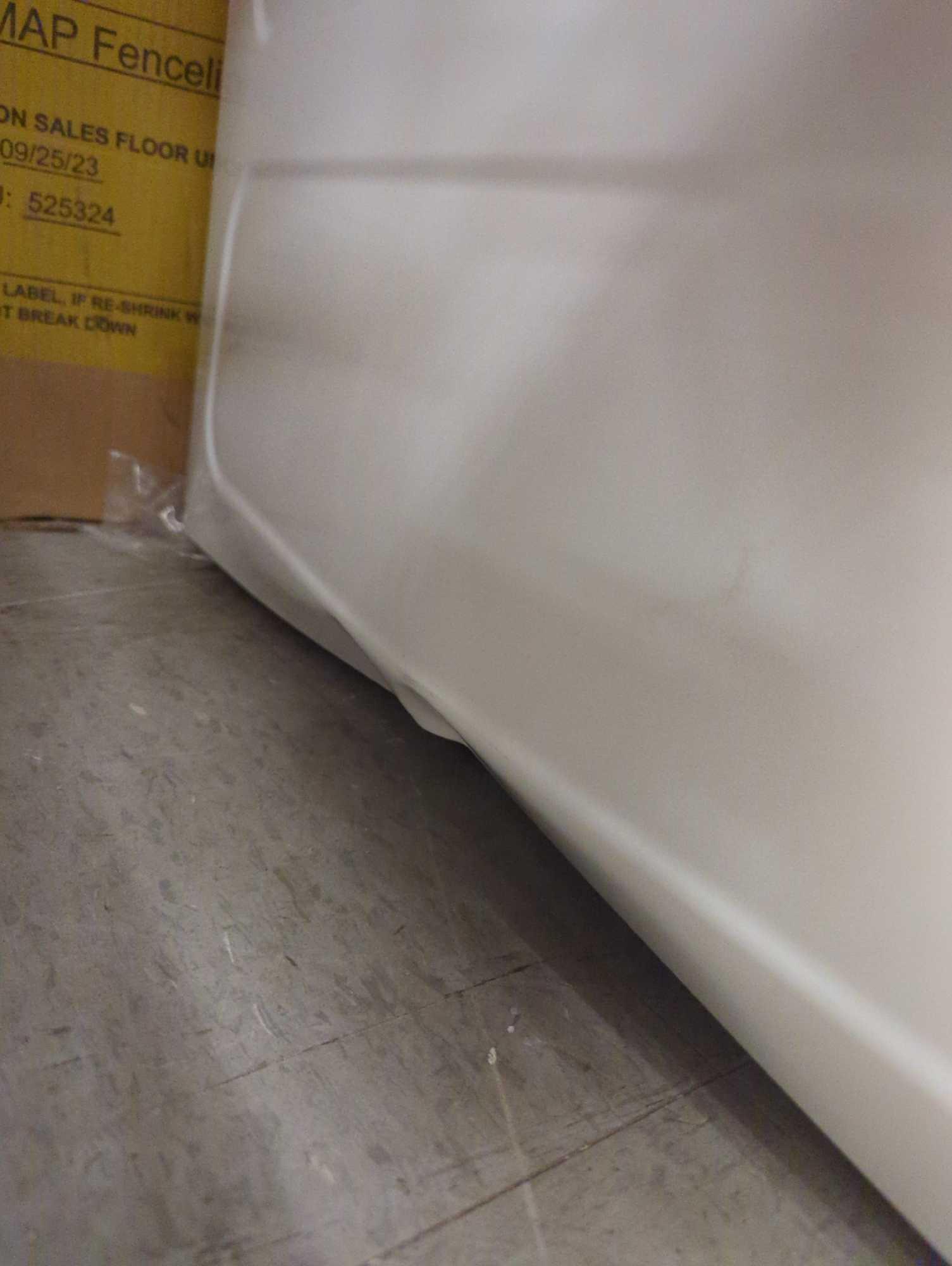 GE 3.8 cu. ft. Top Loading Washer (HTW240ASK6WS) In White with Cold Plus and Water Level Control,