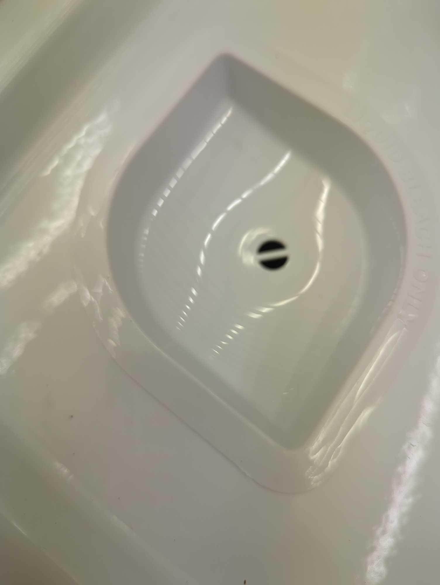 GE 3.8 cu. ft. Top Loading Washer (HTW240ASK6WS) In White with Cold Plus and Water Level Control,