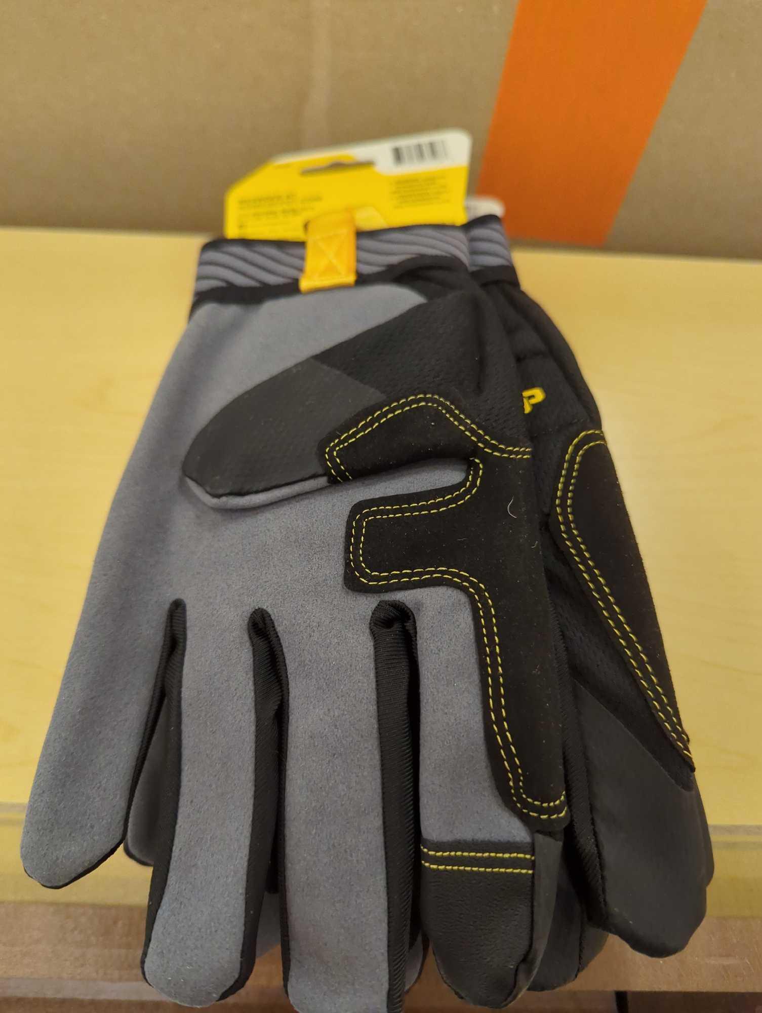 Lot of 2 FIRM GRIP X-Large Flex Cuff Outdoor and Work Gloves (2-Pack), Total of 4 Pairs Appears to