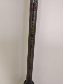 Berkley 5'6" Lightning Rod, Medium Heavy casting. Model # LRC561MHP Comes as is shown in photos.