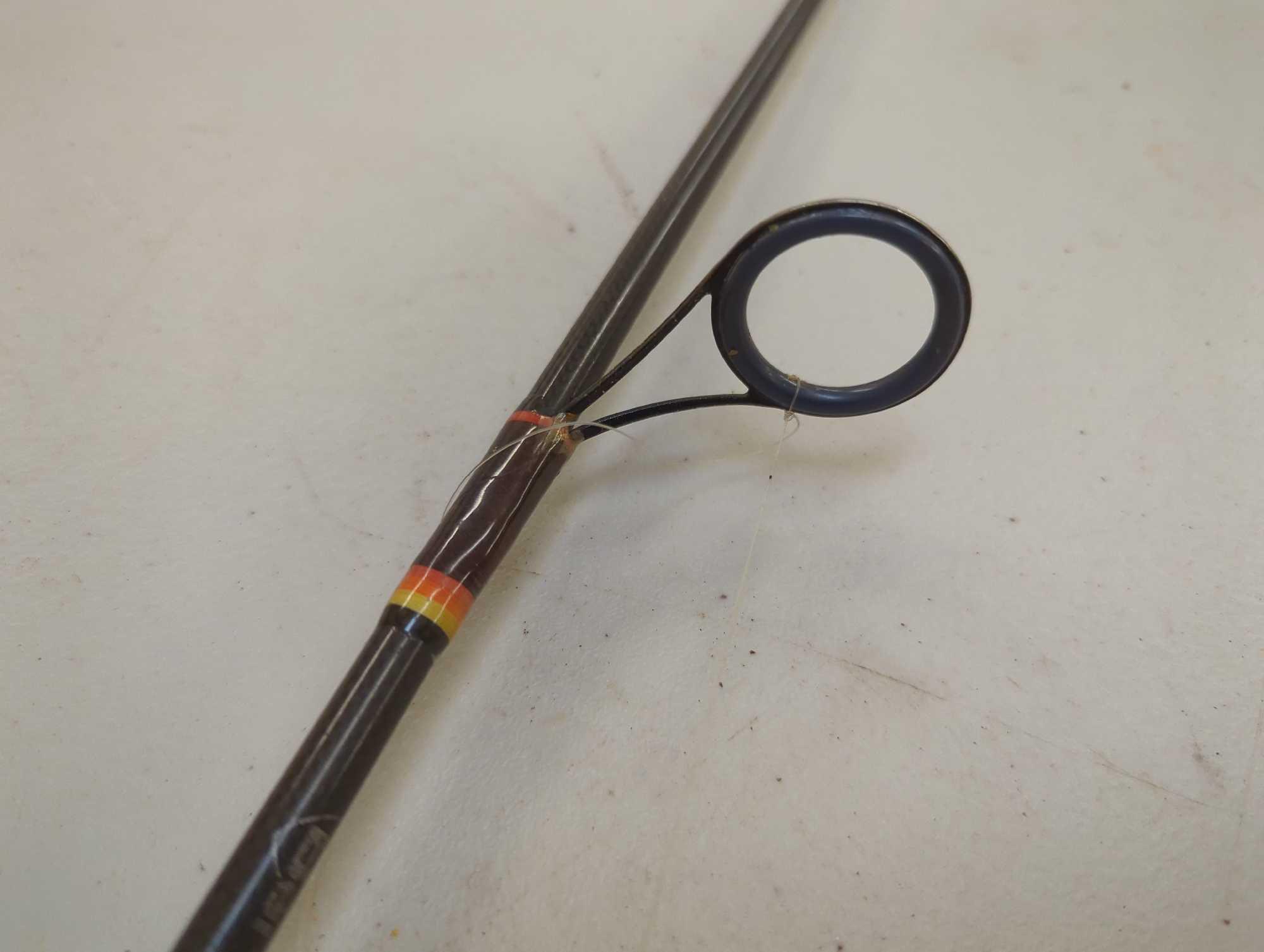 Berkley 5'4" lightning rod. Lure 1/4-5/8 oz Comes as a shown in photos. Appears to be used.