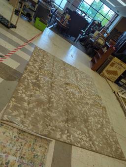 MACHINE MADE AREA RUG, GREY AND WHITE, 8'X10'