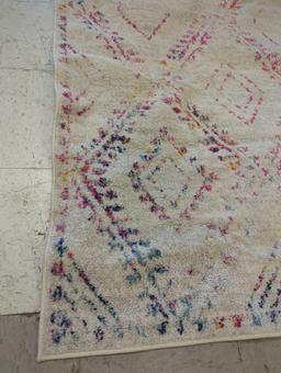 MODERN MACHINE MADE AREA RUG, 60"X87