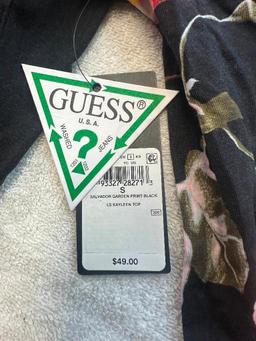 GUESS Womens Salvadore Garder Print - Size Small- Retail $49