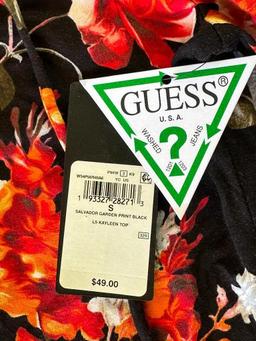 GUESS Salvadore Garden Print Black- Size Small - Retail $49