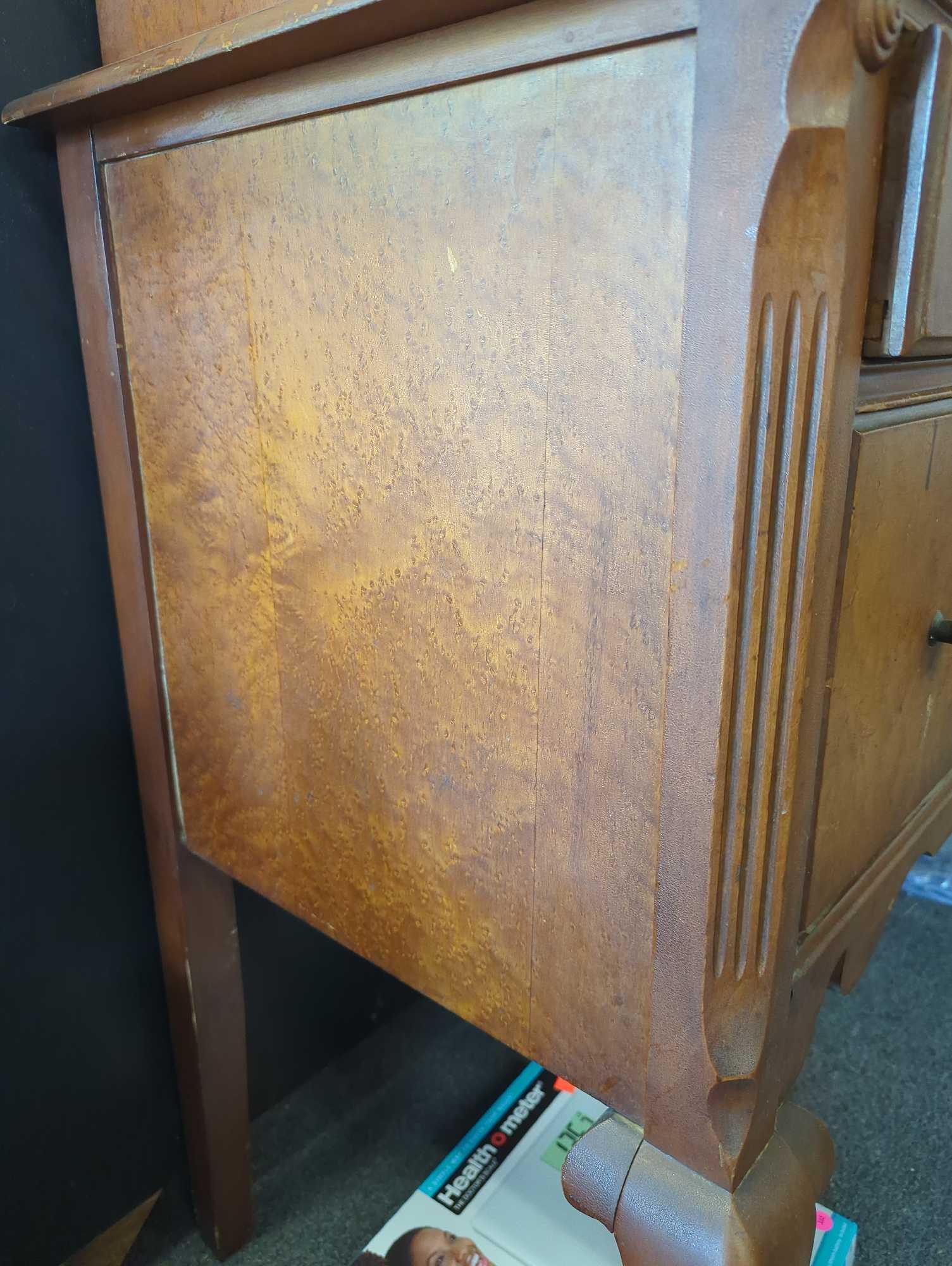 Queen Anne Birdseye Maple Hutch, Has Some Minor Scratches and Chips Of the Wood, Measure
