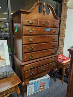 Vintage traditional wood highboy chest with 11 drawers. Comes as Shannon photos. Appears to be used.