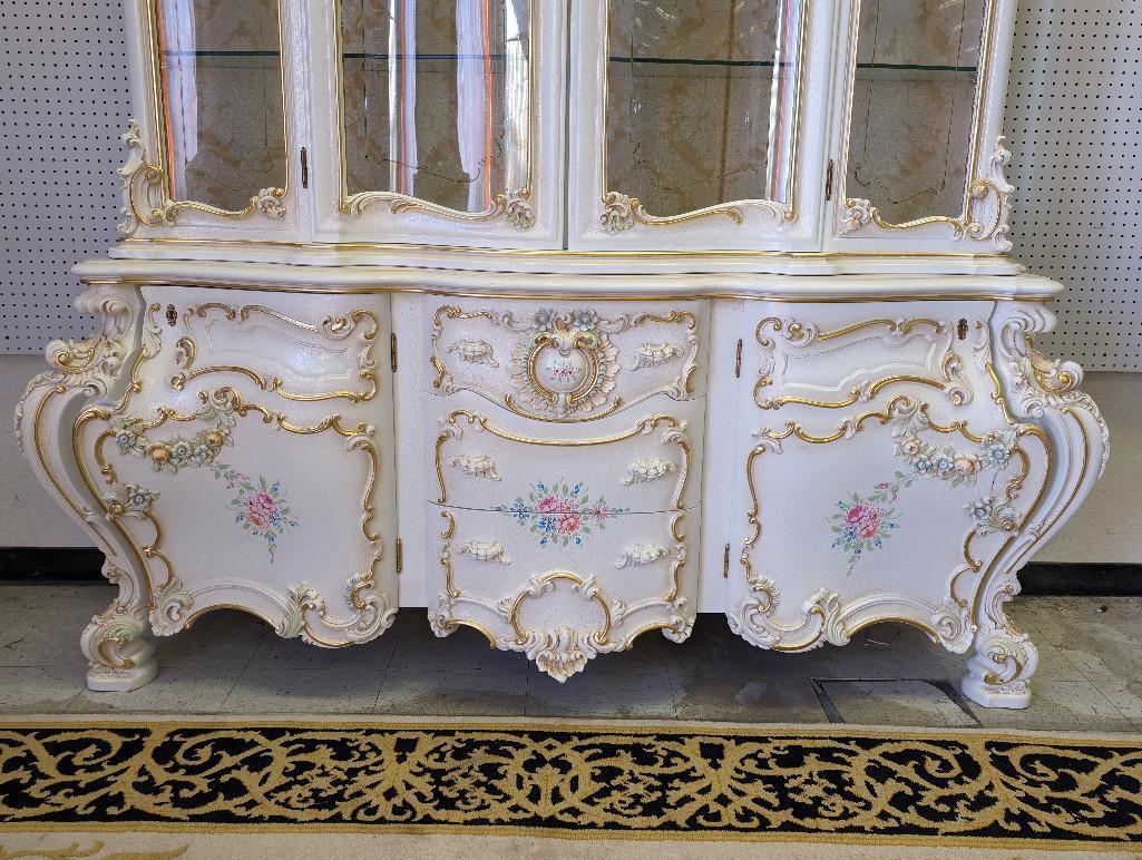 SILIK MINERVA 991 TWO PIECE CHINA CABINET WITH NICE FLORAL CARVED DETAILING. TWO CABINET DOORS AT