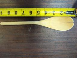 Tote Lot of Assorted Items Including Wooden Kitchen Masher, Spring Egg Beater, Butter Spreader,