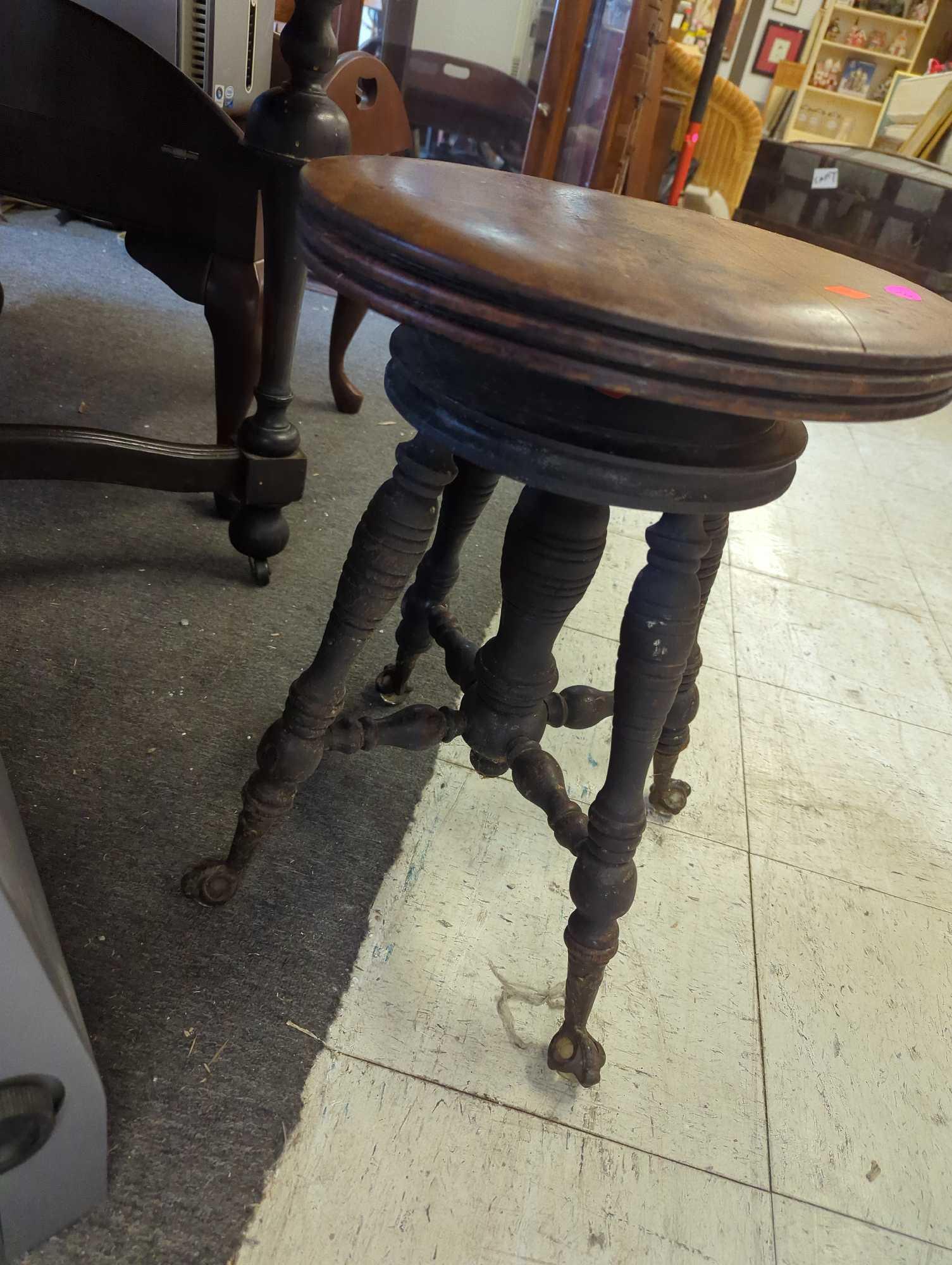 (Seat Needs Repairs) Vintage Claw Footed Round Piano Stool, Measure Approximately 15 in x 19.5 in,